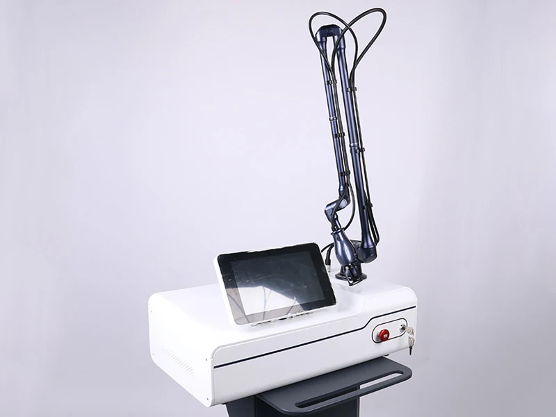 fractional co2 laser machine in a greek clinic banner